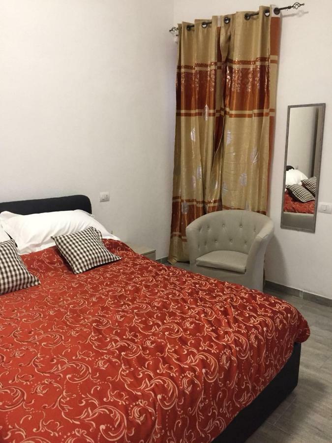 Hôtel Boutique Oriente Express à Cagliari Extérieur photo